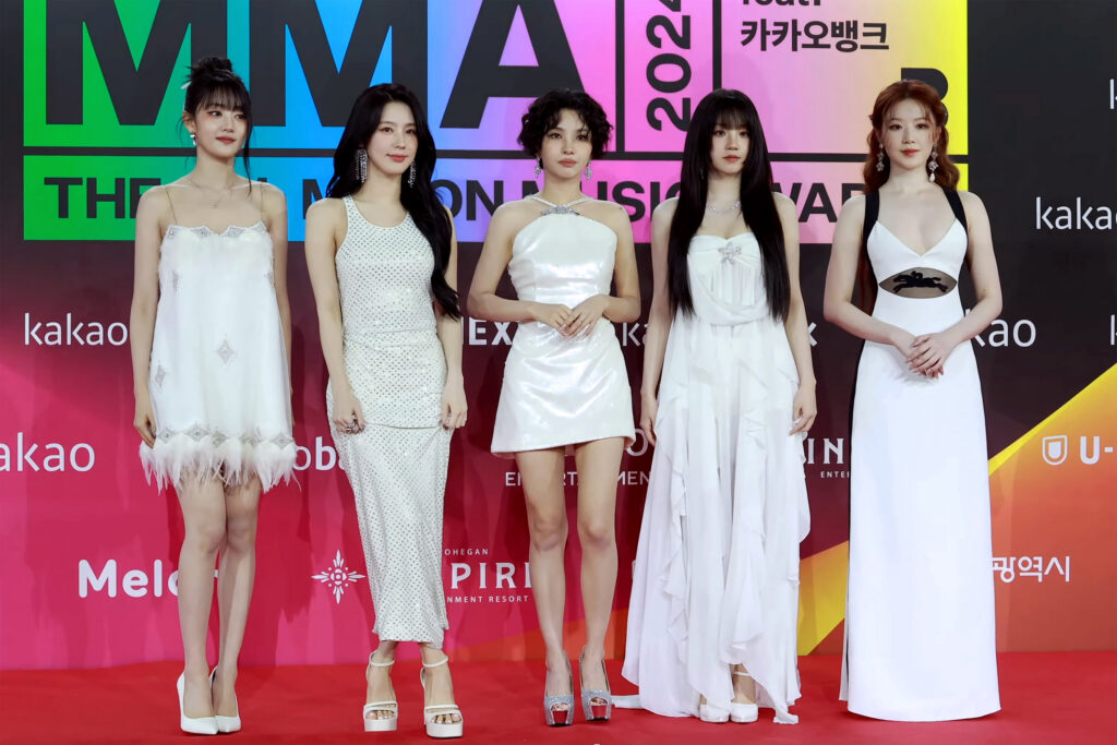 I-dle keeps it simple with 'Mono'