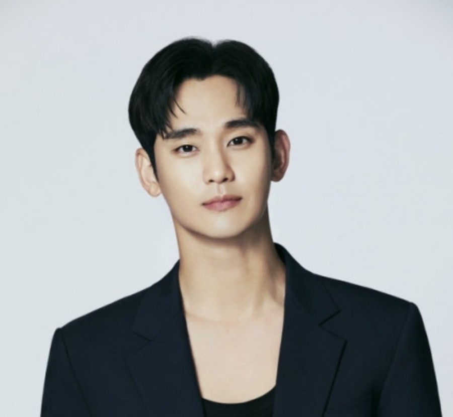 Kim Su-hyun Resumes Activity Ahead of July Fashion Brand Advertising Shoot